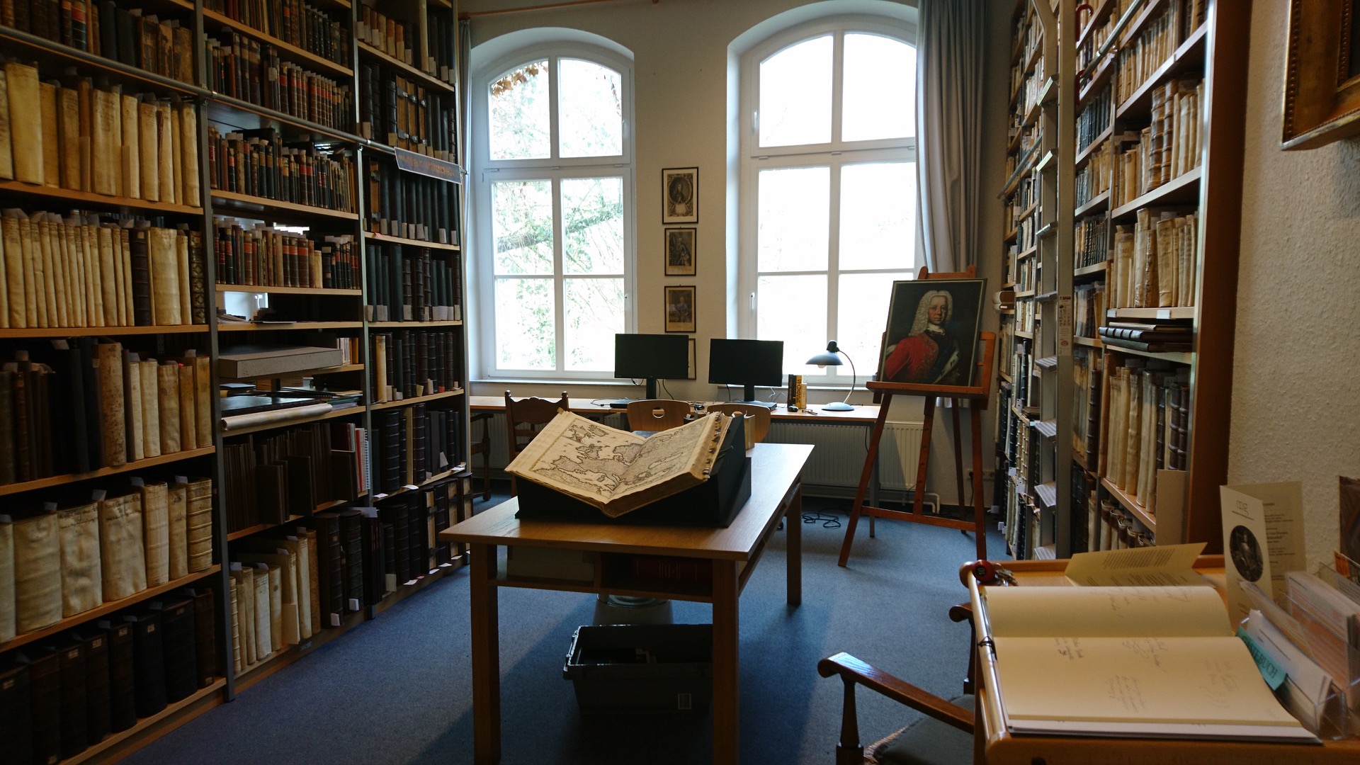 2020-06 Bibliothek MG Jever – Alte Bibliothek_FOTO 1